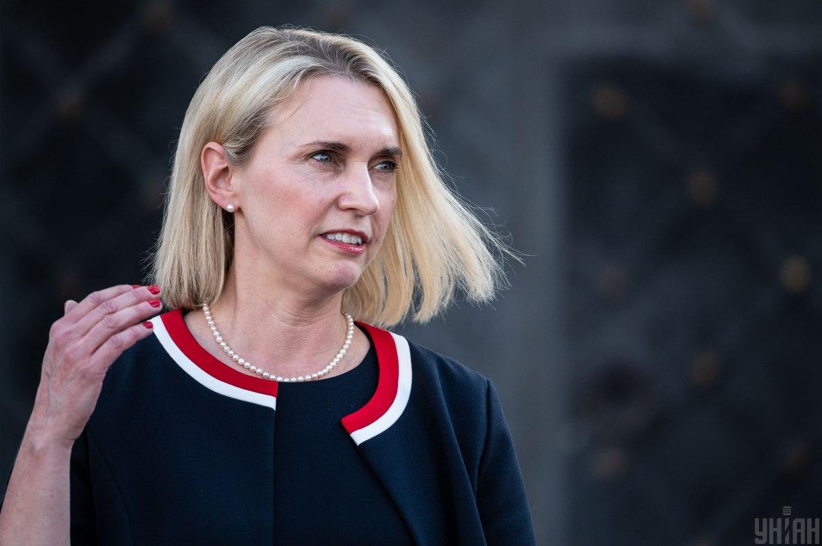 Причиною відставки Брінк могла стати її незгода з політикою адміністрації нового президента США / фото УНІАН