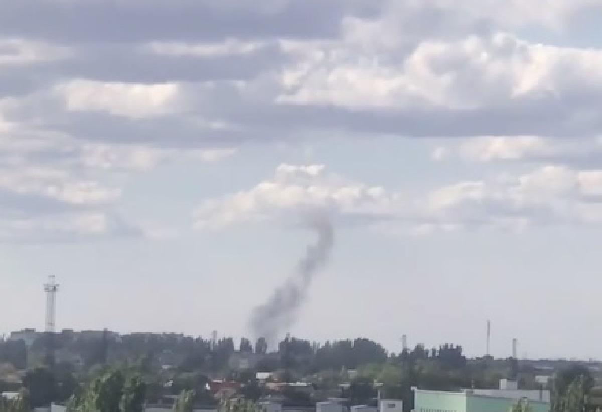 Black smoke is visible above the airfield / photo t.me/ivan_fedorov_melitopol