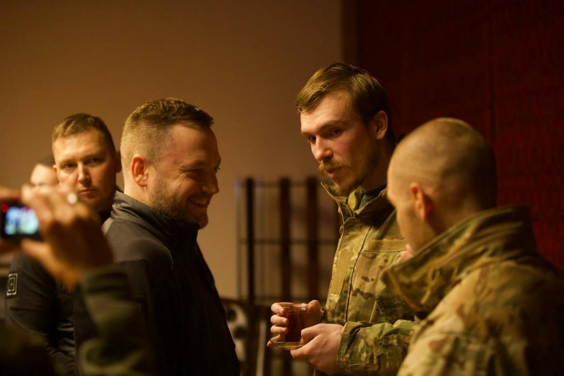 Part of the defenders of Azovstal returned from captivity / photo of the Ministry of Internal Affairs