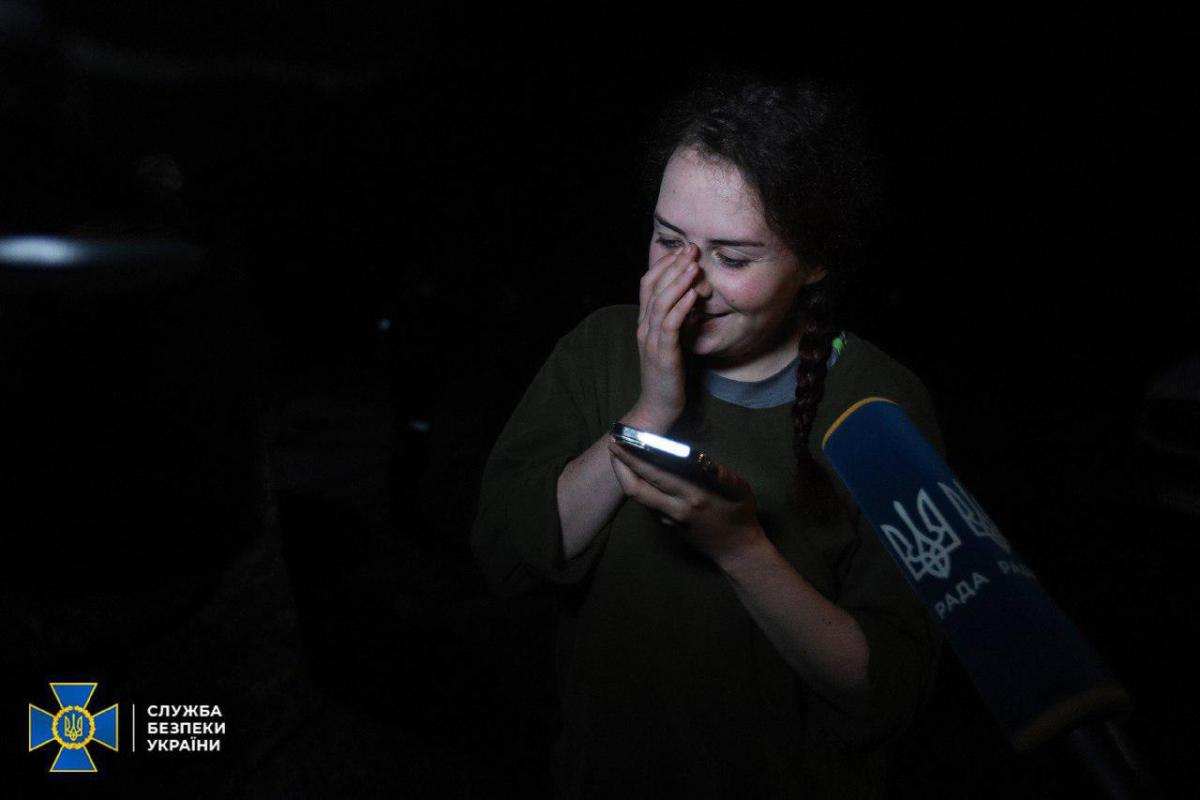 Родичі звільнених захисників Маріуполя розповіли про перший дзвінок бійців після полону / фото СБУ