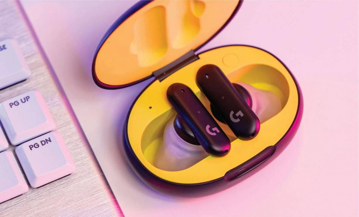 Logitech представила навушники з амбушюрами, що приймають форму вуха / фото Logitech