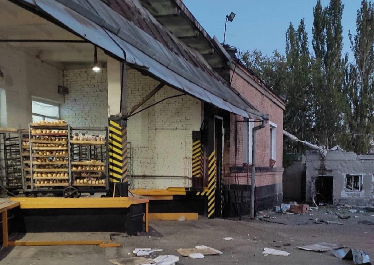 Оккупанты попали в хлебзавод \ Телеграм-канал председателя Днепропетровской ОГА Валентина Резниченко Оккупанты попали в хлебзавод \ Телеграм-канал председателя Днепропетровской ОГА Валентина Резниченко