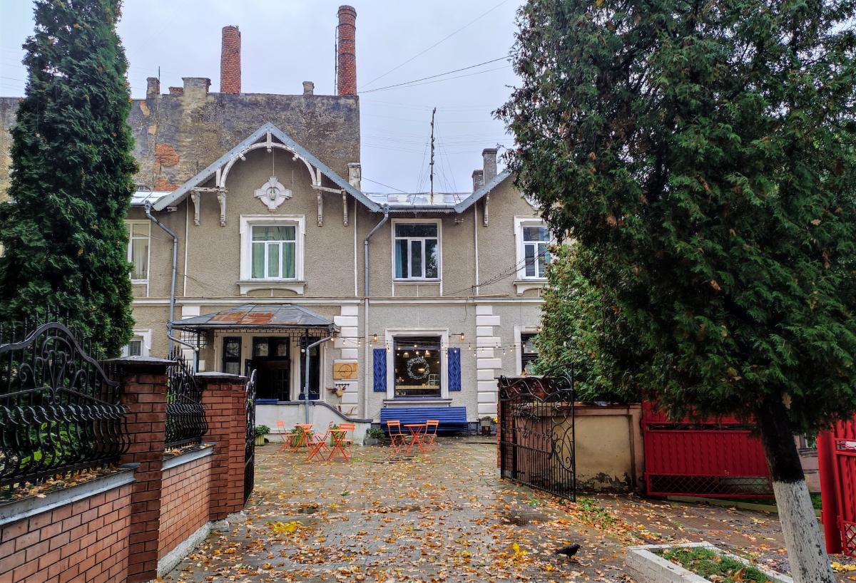 Колишня друкарня в Івано-Франківську / фото Марина Григоренко Колишня друкарня в Івано-Франківську / фото Марина Григоренко