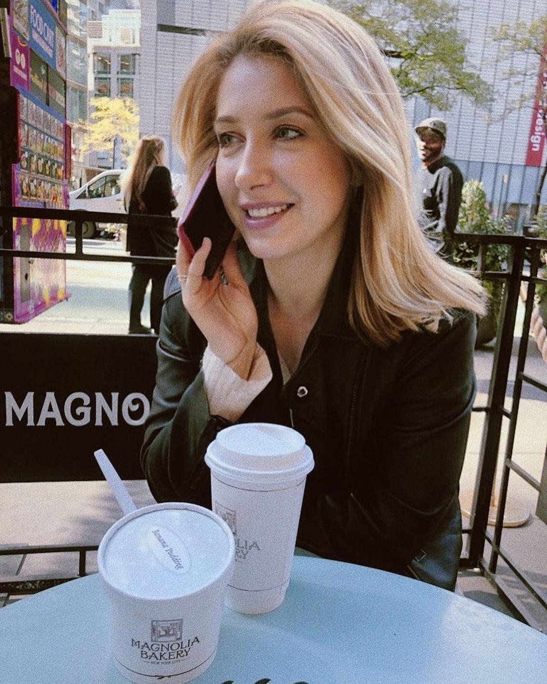 Стася Ровінська похвалилася новою зачіскою / фото instagram.com/sia_rovinska/