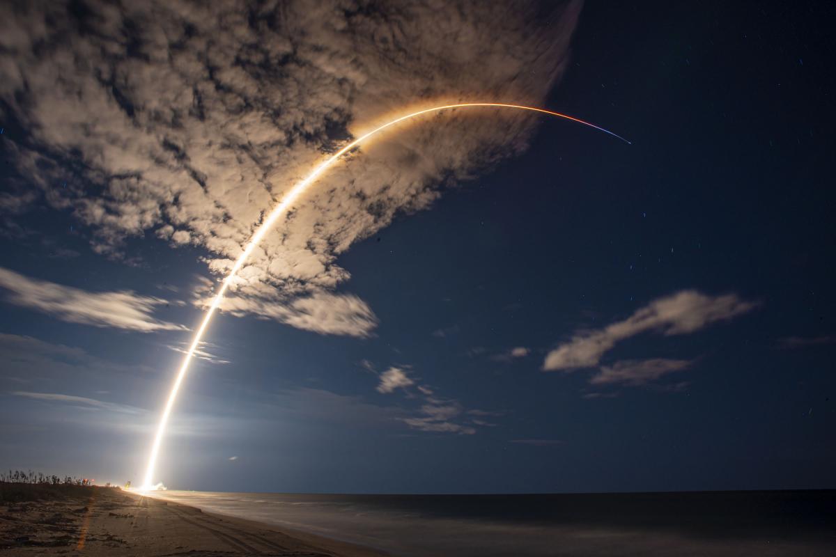 Зараз в космосі вже більше 3,3 тисяч супутників Starlink / фото SpaceX