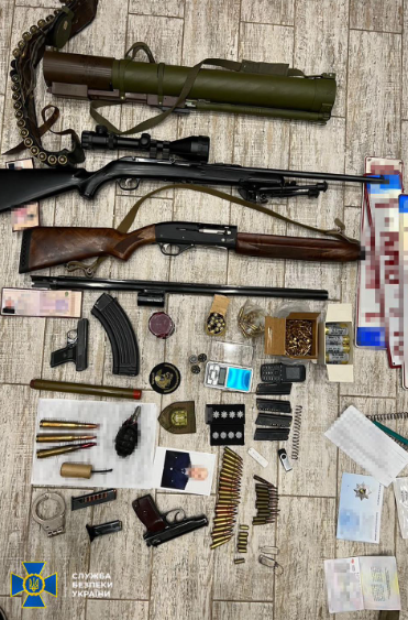 В Одессе ликвидировали банду "Антимоса" / фото facebook.com/ssu.odesa В Одессе ликвидировали банду "Антимоса" / фото facebook.com/ssu.odesa