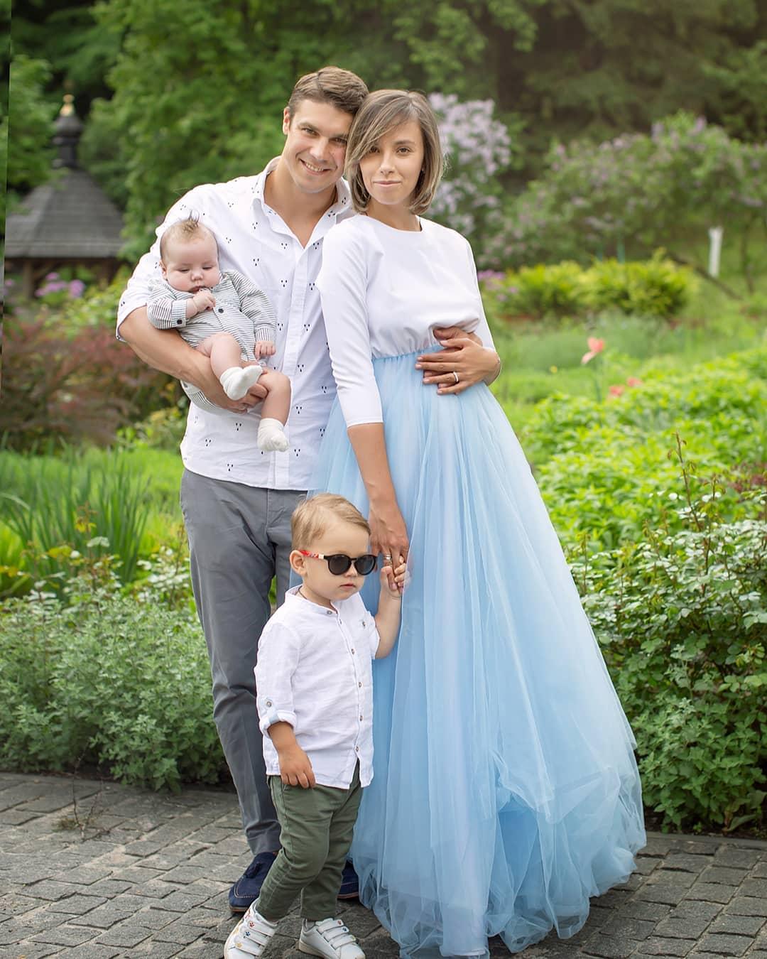 Черкасов со своей женой и детьми / фото instagram.com