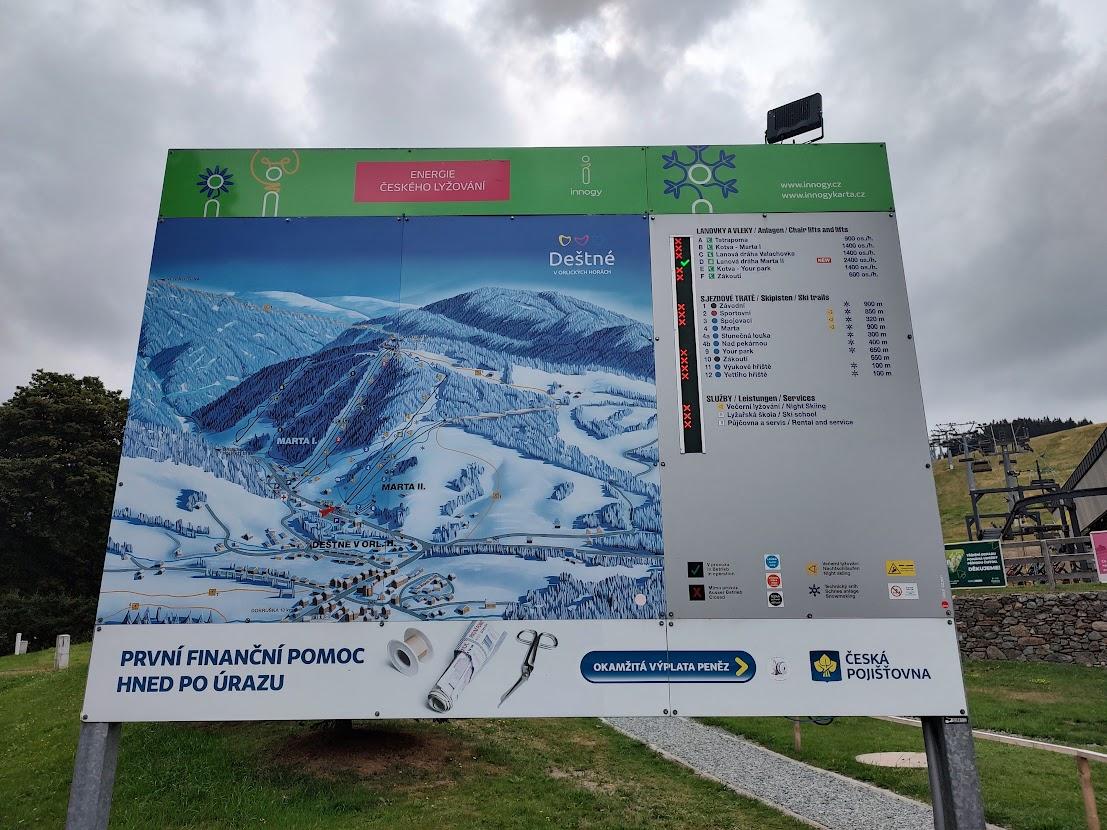 Карта лыжных трас в Дештне в Орлицких горах / фото УНИАН (Анастасия Горбачева)