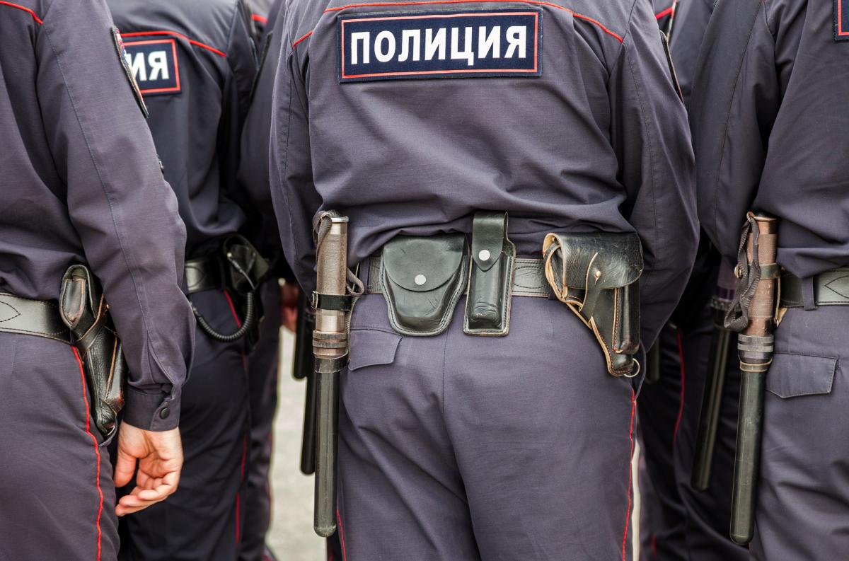 У РФ поліція затримала школярів / фото ua.depositphotos.com У РФ поліція затримала школярів / фото ua.depositphotos.com