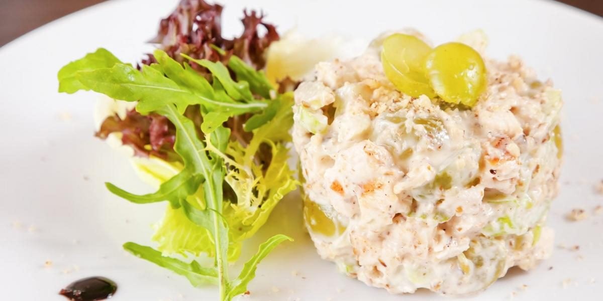 Салат с солеными огурцами, вкусных рецептов с фото Алимеро
