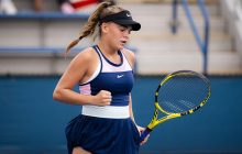Скандал на US Open-2022: 16-річну тенісистку поплескали по сідницях тренер і батько (відео)