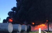 Росіяни вдарили по нафтобазі у Кривому Розі: почалася сильна пожежа (фото)