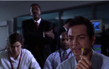 Який вигляд має головний красень з "Міс Конгеніальність" через 22 роки (фото)