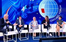 Участники "восточноевропейского Давоса" в Карпаче: Украина должна остановить "отток мозгов", чтобы не вернуться в 90-е