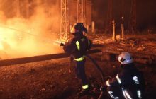 Россияне ударили дроном по Харькову: попали по многоэтажке