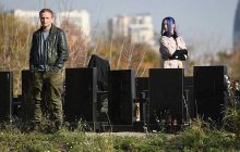 "Я работаю на кладбище", "Тело, тело, тело" и "Дэвид Боуи: Moonage Daydream": что нового в кино