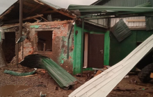 Россия дважды обстреляла Сумщину: погиб мужчина и около 100 животных (фото)