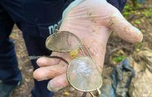 Зав’язали очі, мучили, стратили: на Київщині знайшли тіла двох закатованих росіянами людей