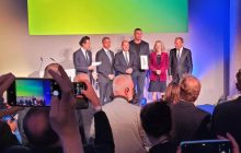 Владимир Кличко передаст врученную всем украинцам европейскую премию в Нацмузей истории