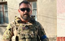 "Не мамкай! Шапка, зверху каска": діалог українського військового з мамою підкорив інтернет (відео)