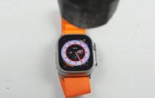 Apple Watch UItra перевірили на міцність: годиннику не страшні навіть удари молотком (відео)