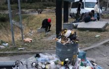Все загадили: россияне устроили на границе с Грузией стихийную свалку, ждут очереди покинуть РФ