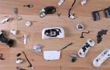 Фахівці розібрали AirPods Pro 2 та поставили навушникам за ремонтопридатність 0 із 10