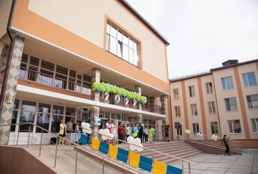 До початку навчального року ОККО відновила пошкоджений ліцей у Гостомелі (фото)