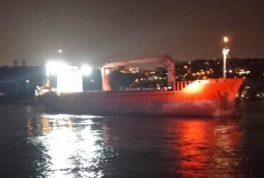 Движение в Стамбульском проливе приостанавливали из-за судна, движущегося в Украину