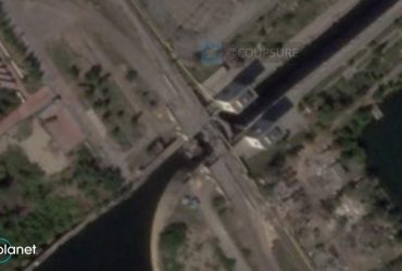 Автомобильный мост в Новой Каховке уничтожен: опубликован спутниковый снимок