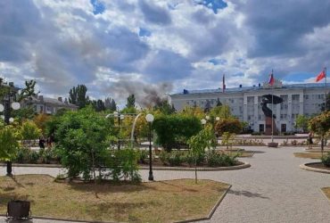 В окупованому Бердянську пролунав вибух: над містом видно стовп чорного диму - ЗМІ