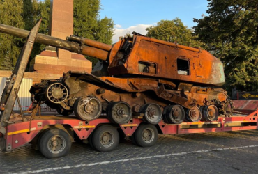 У Чернівцях на виставці трофейної техніки могли знайти боєприпас - ЗМІ