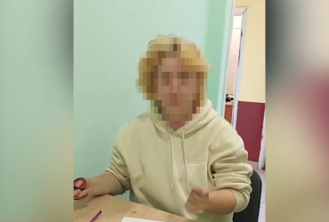 Отримала не за власним бажанням: кримчанка знищила паспорт РФ на кордоні (відео)