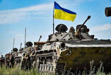 Аккумулировать оружие, готовиться к наступлению: эксперты о следующих планах Украины и союзников