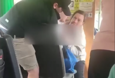 В Одесі пасажири маршрутки затримали жінку, яка через вікно знімала об’єкти інфраструктури