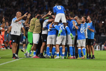 Перша поразка в сезоні: Мілан поступився Наполі через гол сина видатного тренера (відео)