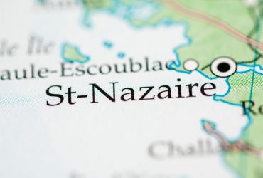 Во Франции открыли первую в стране морскую ветровую электростанцию