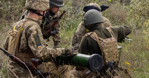 В Украине открыли горячую линию для крымчан, которые пытаются избежать мобилизации в российскую армию
