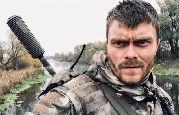 Герой фильма "Снайпер. Белый ворон" рассказал о самочувствии спустя месяц после ДТП