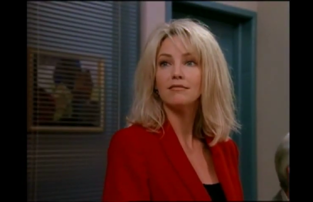 Красуню з "Район Мелроуз" понівечила пластика: який зараз вигляд має зірка (фото)