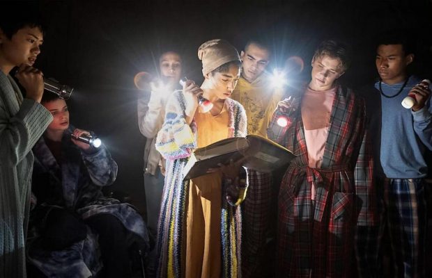 Вышел первый трейлер мистического сериала "Клуб полуночников" от Netflix