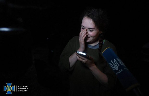 "Пташка" з "Азовсталі" розповіла, як реагує на нищівну критику у своїх соцмережах (відео)