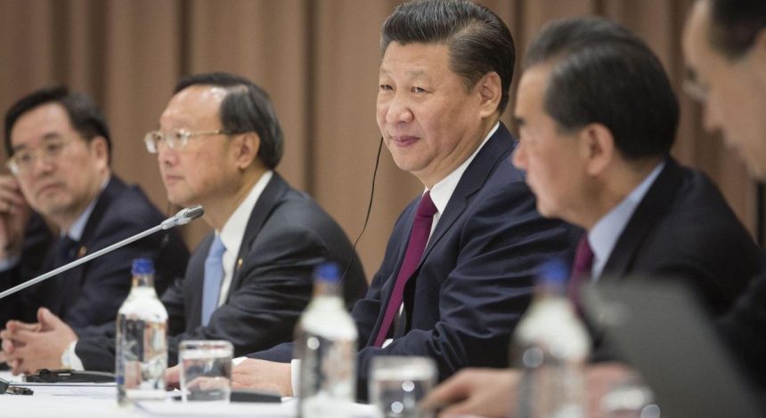 КНР має намір працювати з Францією для "вирішення української кризи", - Сі Цзіньпін