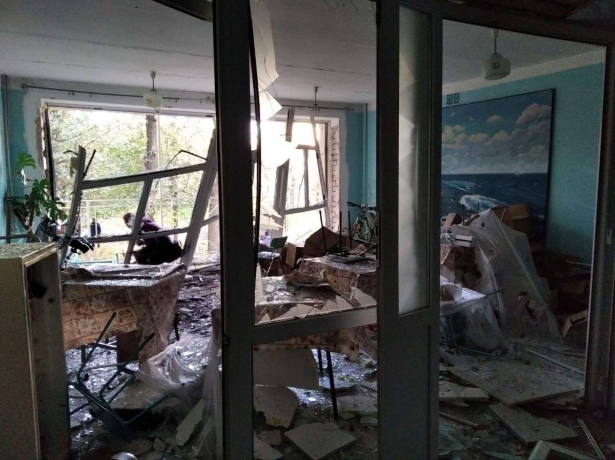 Разрушена больница на Харьковщине / фото: t.me/synegubov