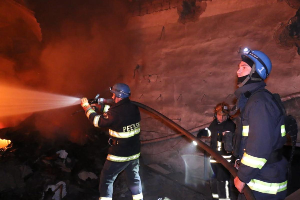 Внаслідок російського удару по Харкову загинула людина (фото) Внаслідок російського удару по Харкову загинула людина (фото)
