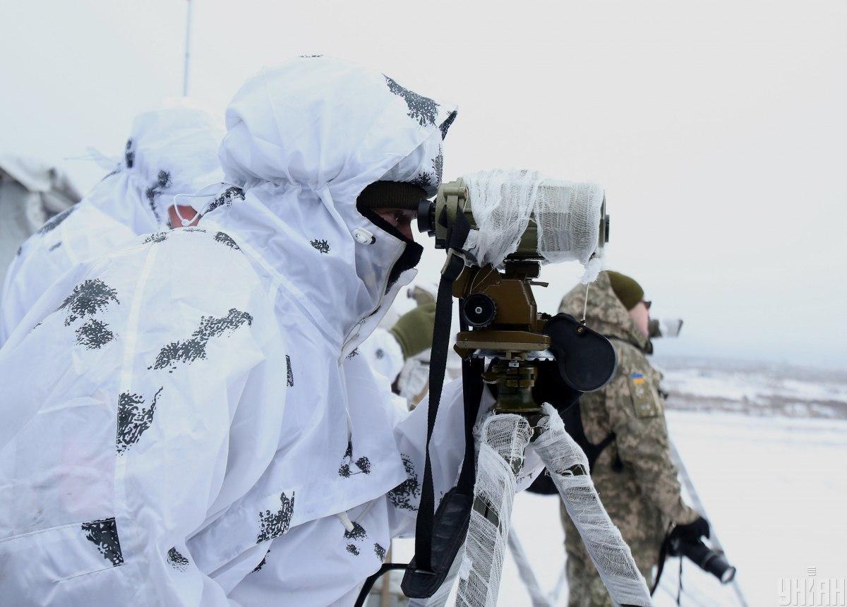 Для украинских бойцов уже поступают крупные партии зимней одежды / фото УНИАН