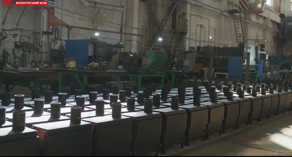 «Українська команда» передала військовим 200 бандерпечей «Українська команда» передала військовим 200 бандерпечей