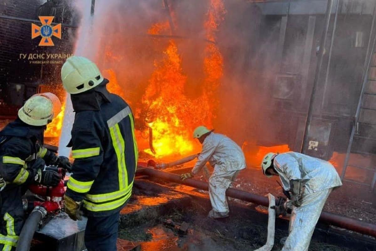 В результате ракетного удара по Киевщине погиб один человек / фото facebook.com/MNSKOB
