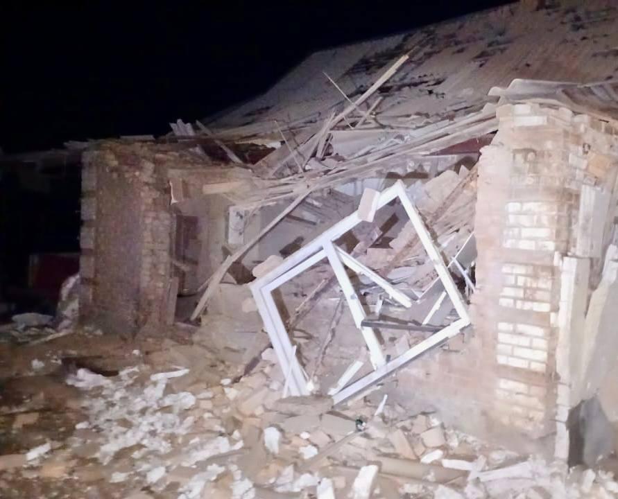 Российские оккупанты накрыли из РСЗО три района области: что известно (фото) Российские оккупанты накрыли из РСЗО три района области: что известно (фото)