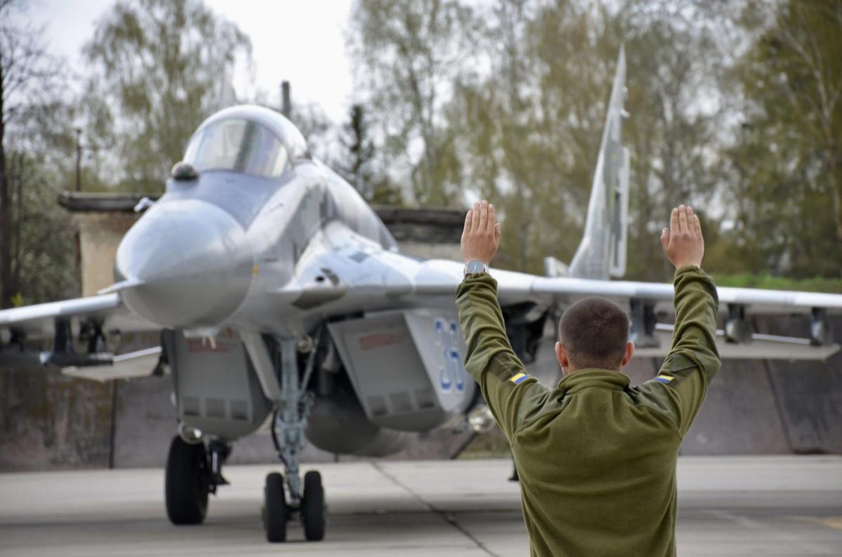 ЗСУ нанесли 9 авіаційних ударів переважно армійською авіацією по районах зосередження живої сили РФ / фото facebook.com/PvkZahid ЗСУ нанесли 9 авіаційних ударів переважно армійською авіацією по районах зосередження живої сили РФ / фото facebook.com/PvkZahid